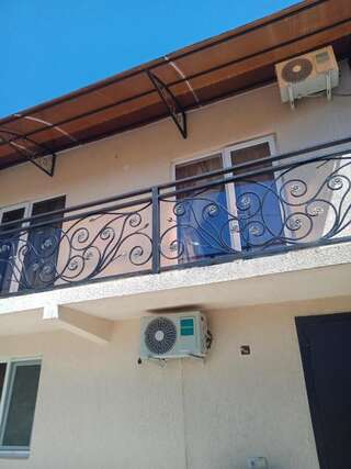 Гостевой дом Alisa Гудаута-2